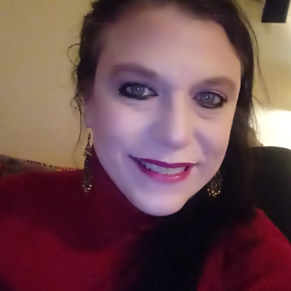 Meet your Posher, KaRon - Picture 4 of 7